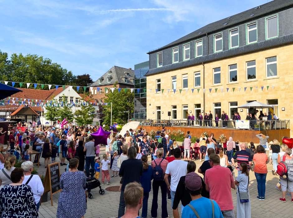 Viele Menschen haben am Samstag den Tilbecker Stiftstrubel besucht.